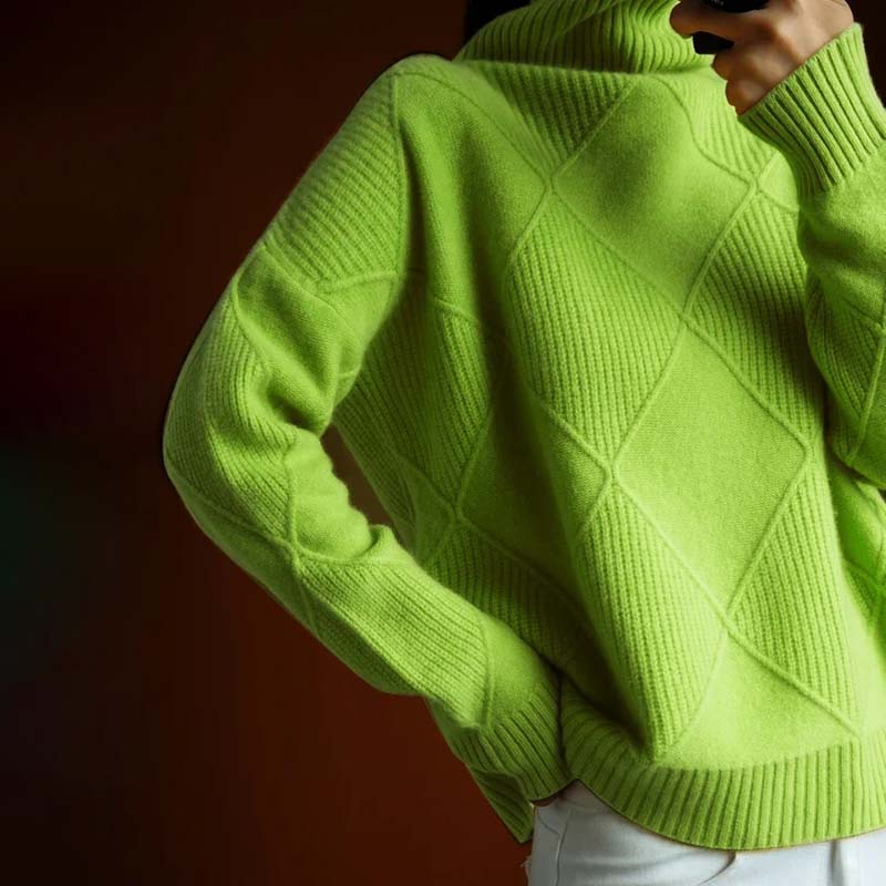 Sandra | Soft Knit Turtleneck