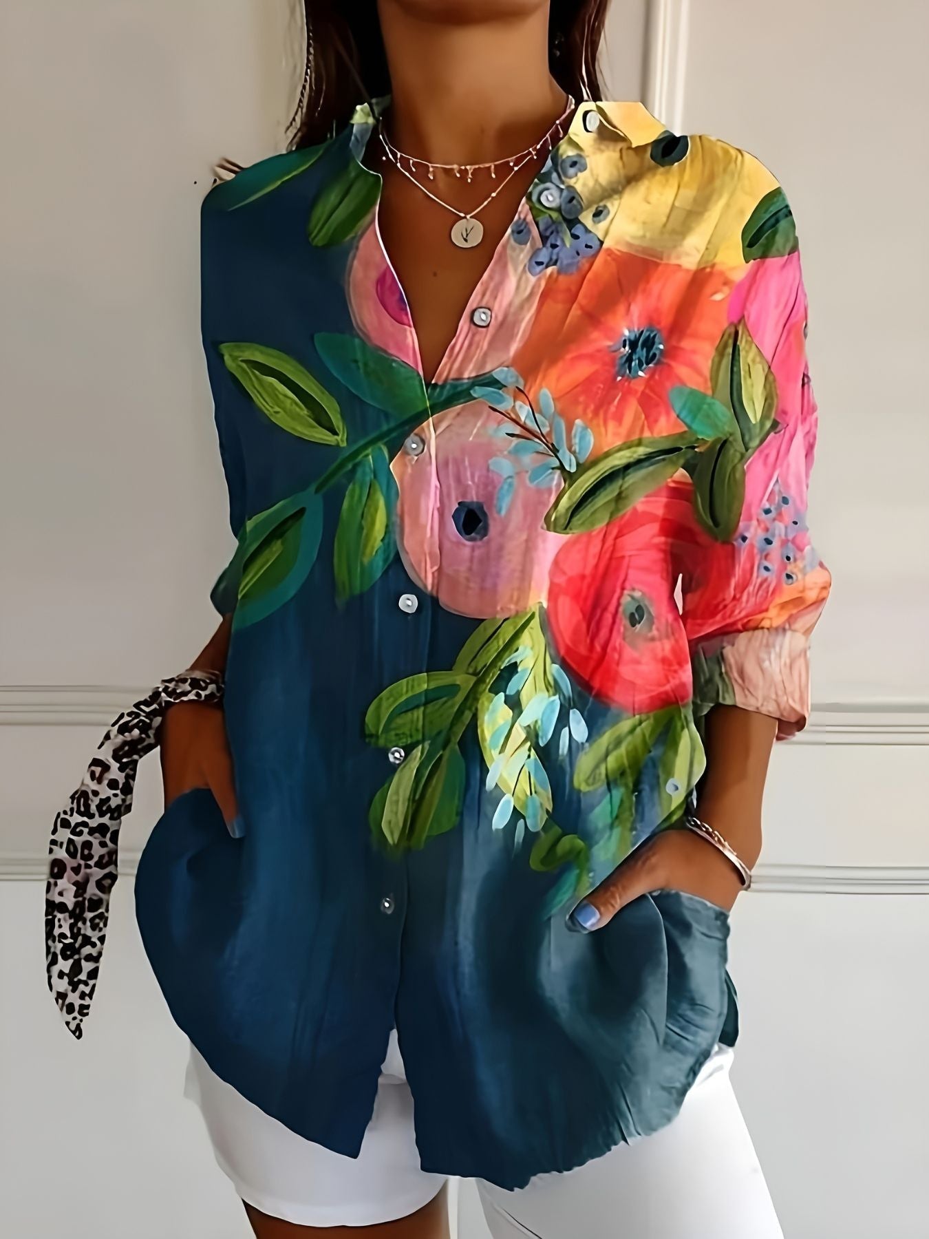 Paulina - Elegant Casual Blouse