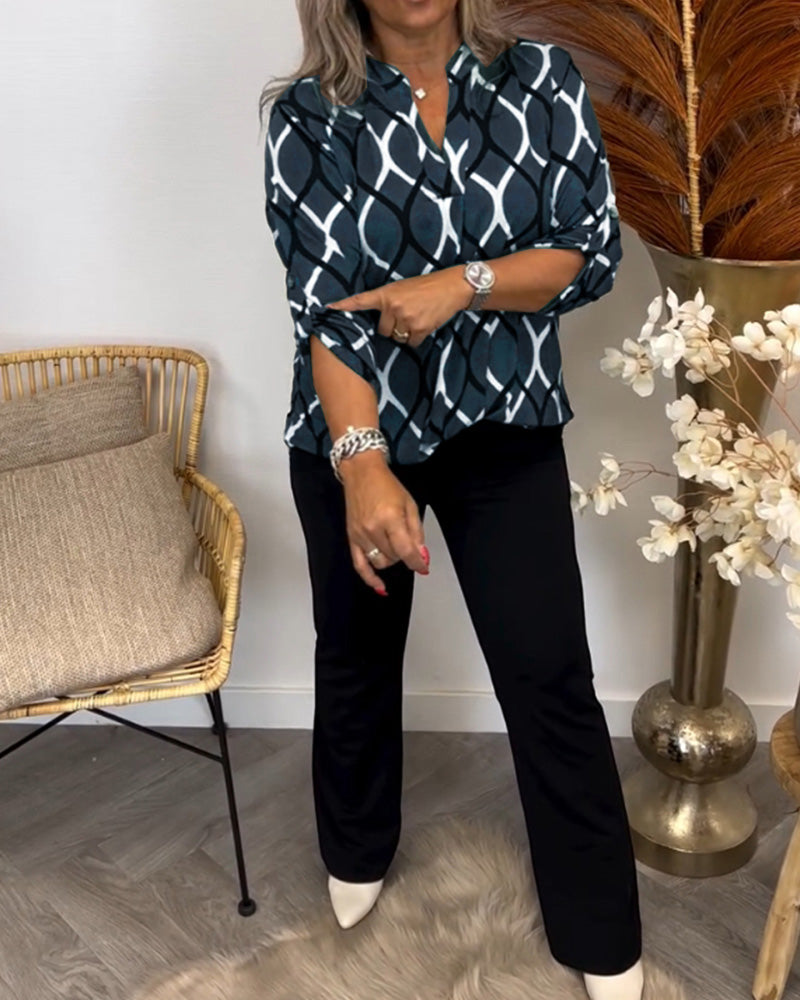 Hazel- Blouse with Graphic Print