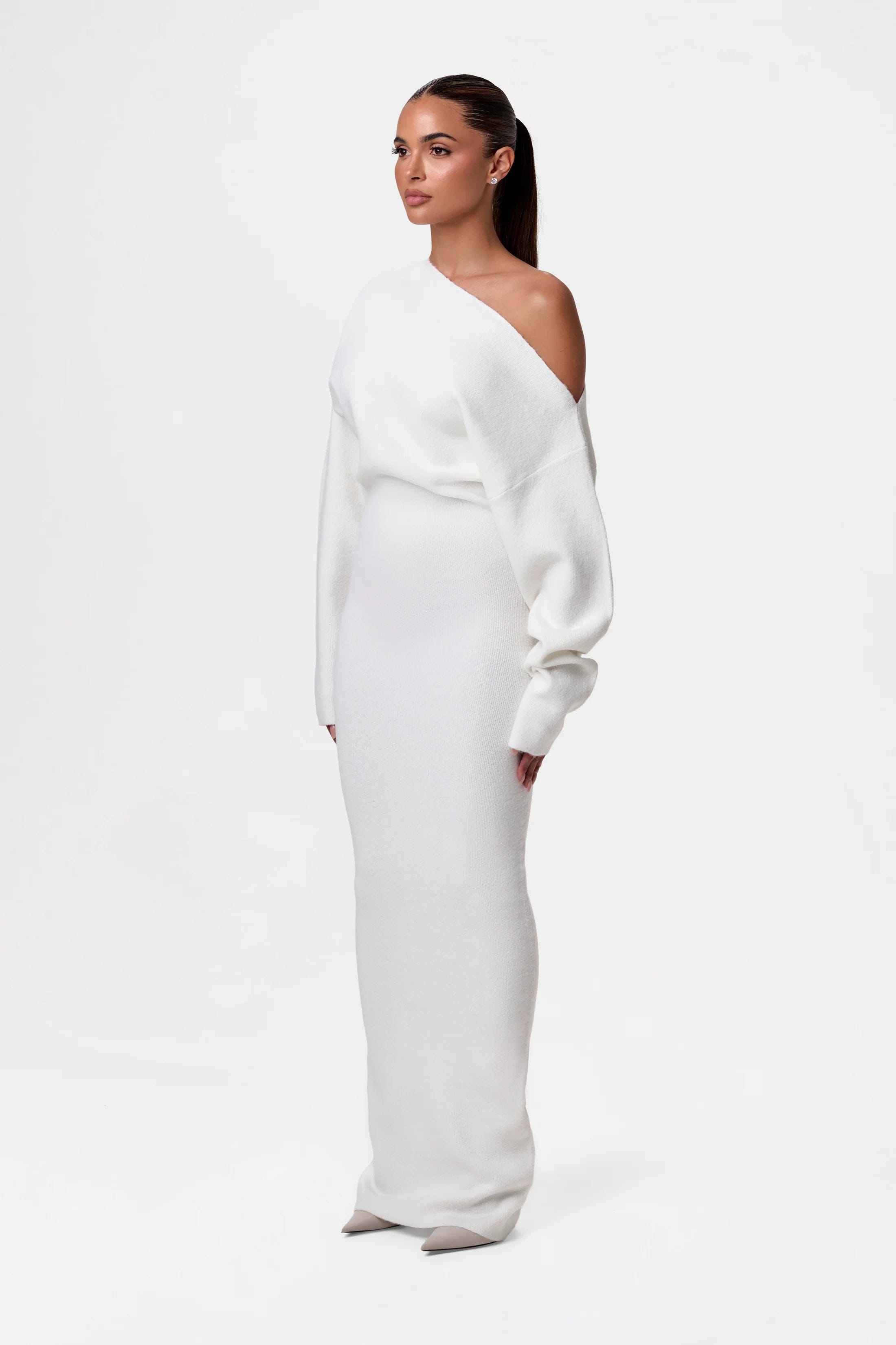 Solara – Luxe Off-Shoulder Dress