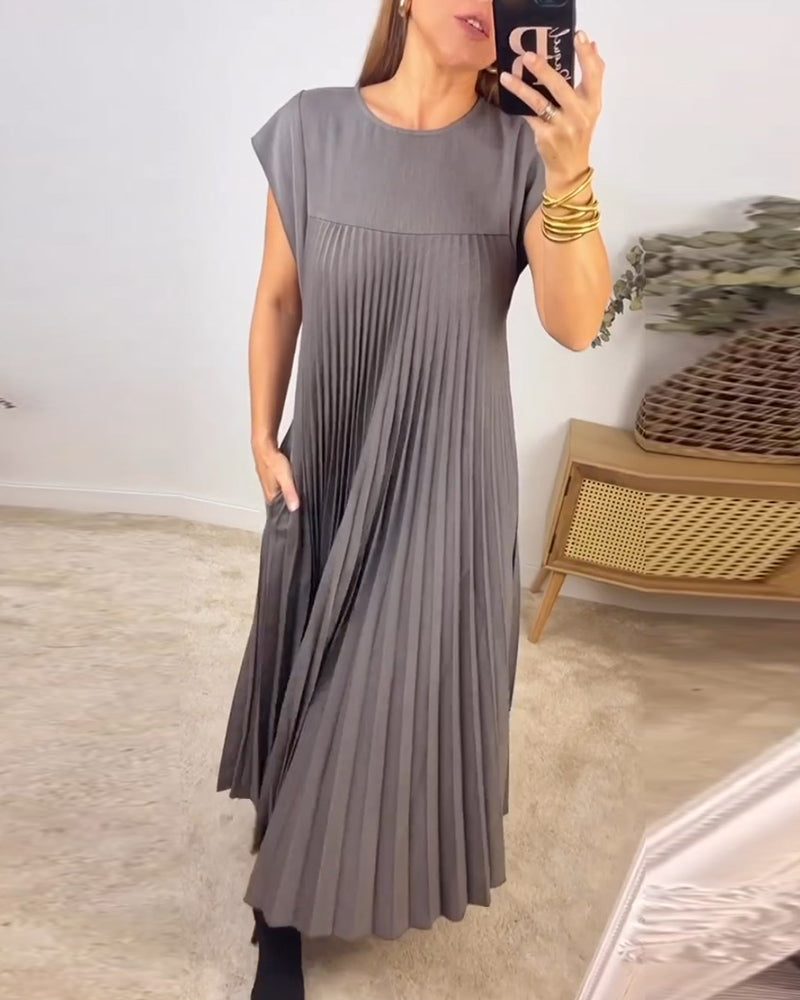 Ida™ – Pleated Maxi Dress