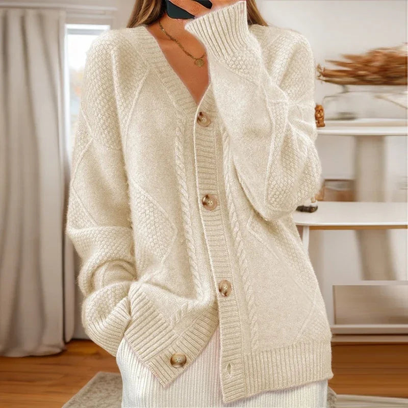 Éloise | Cable-Knit Cardigan