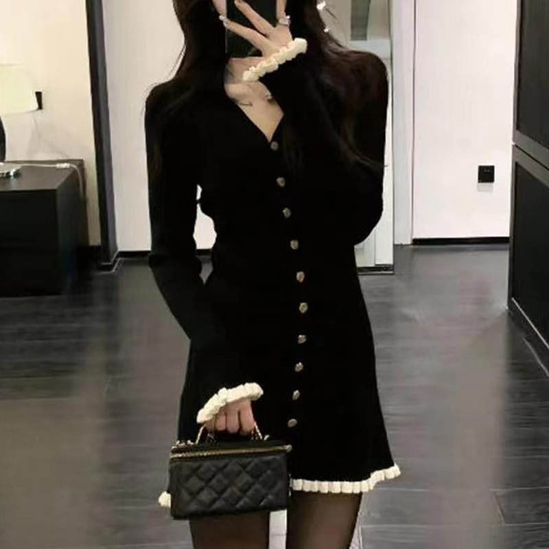 Isabella | Black Contrast Trim Knit Dress