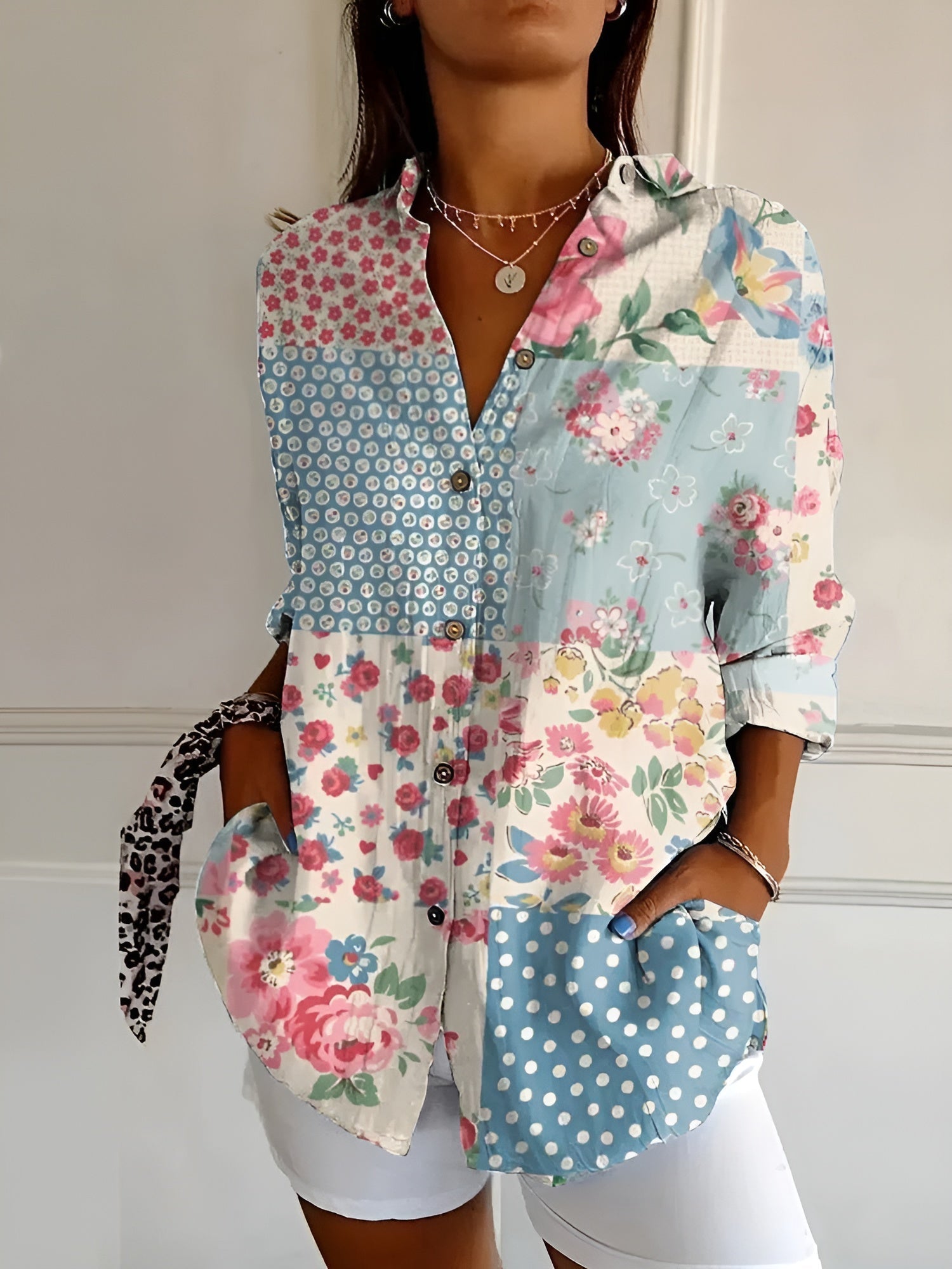 LOZZA – FLORAL BUTTON-UP BLOUSE