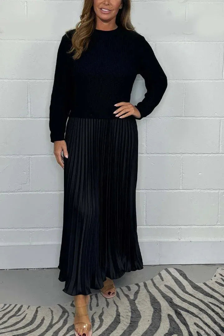Charlotte |Pleated dress with knitted top