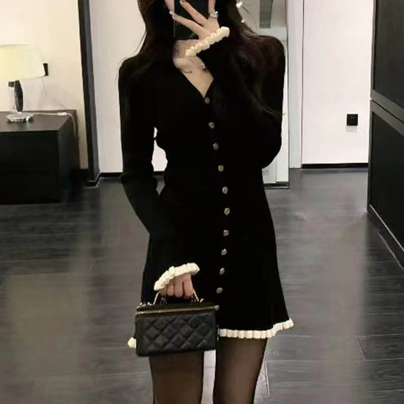 Isabella | Black Contrast Trim Knit Dress